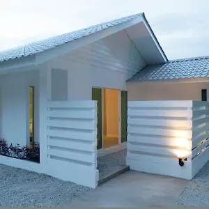 La Pari-pari Resort